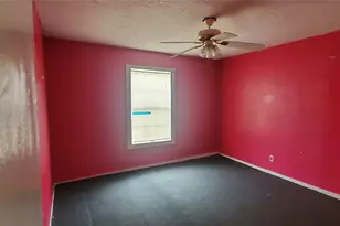 5238 Pershing St, Houston, TX 77033 - Photo 9