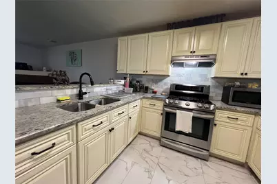 11738 Greensbrook Garden Drive, Houston, TX 77044 - Photo 5