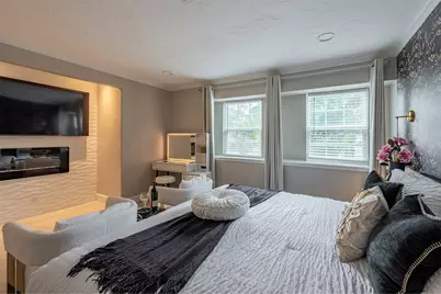 4310 Black Locust Drive, Houston, TX 77088 - Photo 17