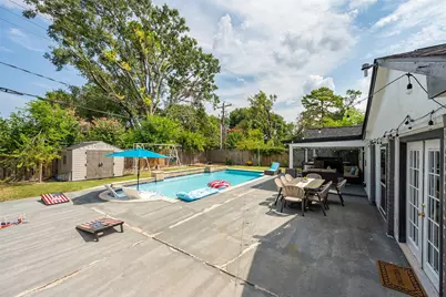 4310 Black Locust Drive, Houston, TX 77088 - Photo 7