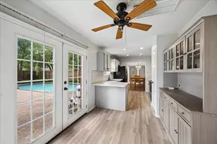 14527 Sun Harbor Dr, Houston, TX 77062 - Photo 9