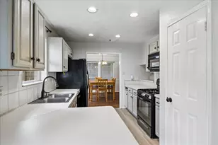 14527 Sun Harbor Dr, Houston, TX 77062 - Photo 7