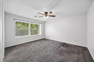 14527 Sun Harbor Dr, Houston, TX 77062 - Photo 13