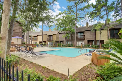 11711 Memorial Drive #572, Houston, TX 77024 - Photo 13