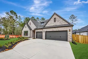 252 Nancy Lou Ln, Willis, TX 77318 - Photo 5