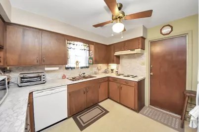 5634 Newquay Street, Houston, TX 77085 - Photo 13