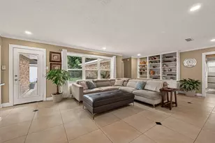 10807 Chimney Rock Rd, Houston, TX 77096 - Photo 13