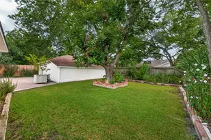 10807 Chimney Rock Rd, Houston, TX 77096 - Photo 35