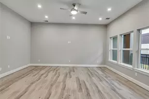 1122 W 16th St, Houston, TX 77008 - Photo 9