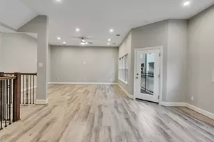 1122 W 16th St, Houston, TX 77008 - Photo 17