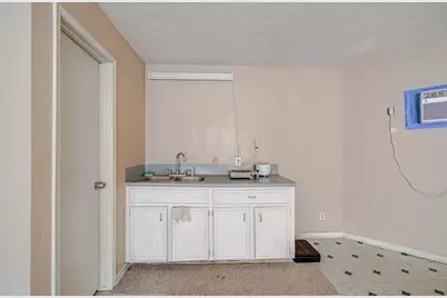 6602 Castle Lane Drive, Houston, TX 77066 - Photo 33