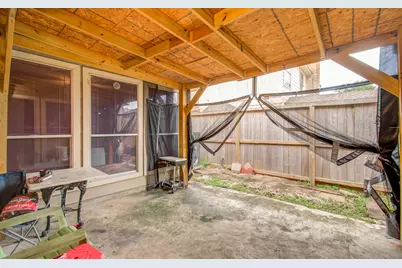 6602 Castle Lane Drive, Houston, TX 77066 - Photo 27