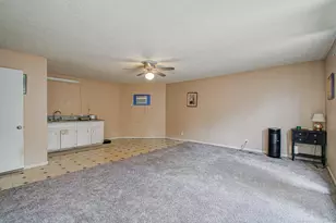 6602 Castle Ln Dr, Houston, TX 77066 - Photo 31