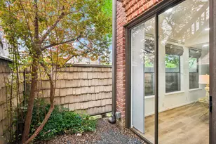2829 Timmons Ln, Houston, TX 77027 - Photo 17