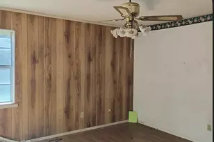 1006 Oak Hollow Pl, Diboll, TX 75941 - Photo 9