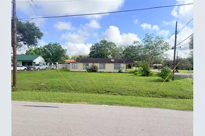 101 Carl Street, Refugio, TX 78377 - Photo 7