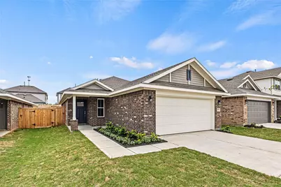 4402 W Bayou Maison Circle, Dickinson, TX 77539 - Photo 1