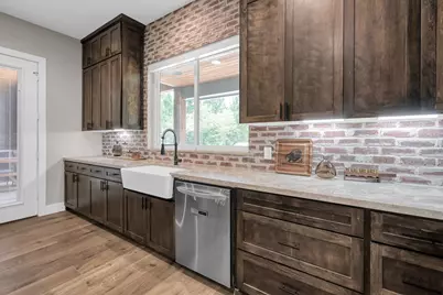 13048 Royal Oak Court, Montgomery, TX 77316 - Photo 17