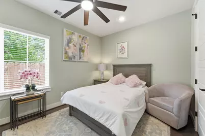 920 Thornton Road #G, Houston, TX 77018 - Photo 9