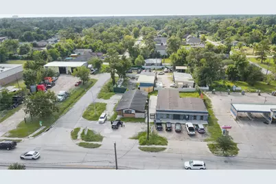 9205 Mesa Drive, Houston, TX 77028 - Photo 35