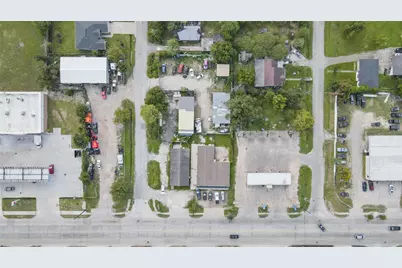 9205 Mesa Drive, Houston, TX 77028 - Photo 21