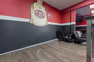 9205 Mesa Dr, Houston, TX 77028 - Photo 5