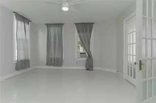 2121 Avenue K, Galveston, TX 77550 - Photo 3