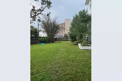 2121 Avenue K #Down, Galveston, TX 77550 - Photo 17