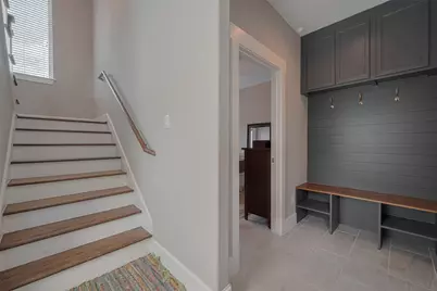 2604 Bevis Street #E, Houston, TX 77008 - Photo 7