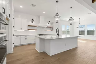 1818 S Wildflower Dr, Deer Park, TX 77536 - Photo 13