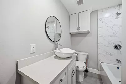 8129 Linda Vista Road, Houston, TX 77028 - Photo 23
