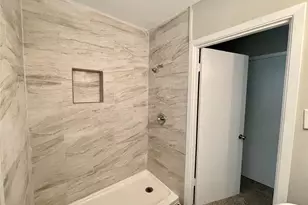 1827 Neuman St, La Marque, TX 77568 - Photo 19