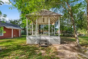 9219 Linda Vista Rd, Houston, TX 77078 - Photo 25