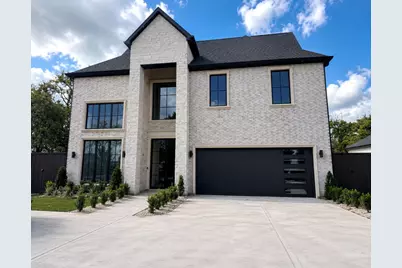 211 W 34th Street, Houston, TX 77018 - Photo 1