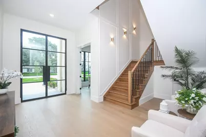 211 W 34th Street, Houston, TX 77018 - Photo 5