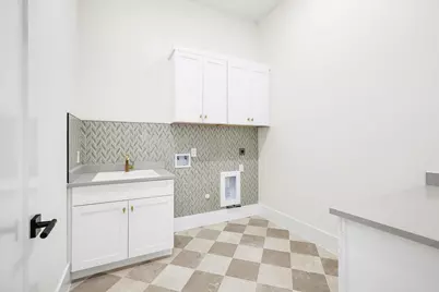 211 W 34th Street, Houston, TX 77018 - Photo 9