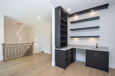 211 W 34th Street, Houston, TX 77018 - Photo 21