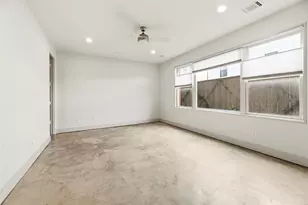 723 Nagle St, Houston, TX 77003 - Photo 11