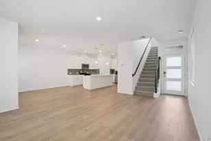 620 Sand Dollar Dr, Kemah, TX 77565 - Photo 3