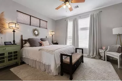 5409 Lindsay Lane, Houston, TX 77011 - Photo 11