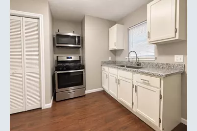 2407 Bastrop #2, Houston, TX 77004 - Photo 5