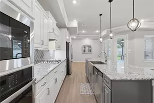 5757 Lakeside Villas Ct, Conroe, TX 77304 - Photo 15