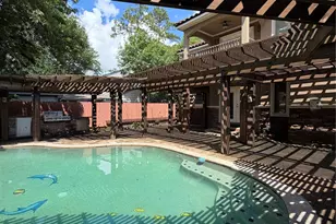 1710 Castlerock Dr, Houston, TX 77090 - Photo 3