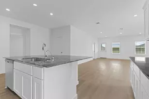 1018 River Coral, Alvin, TX 77511 - Photo 5