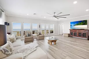 2534 Cliff Dr, Dickinson, TX 77539 - Photo 11