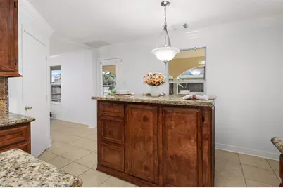 9522 Deep Valley Drive, Houston, TX 77044 - Photo 15
