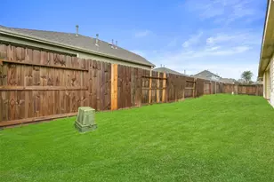 22403 Pebble Falls Ln, Tomball, TX 77375 - Photo 19