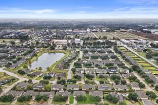 22403 Pebble Falls Ln, Tomball, TX 77375 - Photo 23