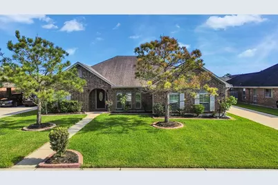 6827 Davy Crockett Drive, Manvel, TX 77578 - Photo 9