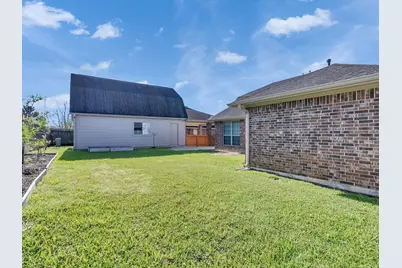 6827 Davy Crockett Drive, Manvel, TX 77578 - Photo 33
